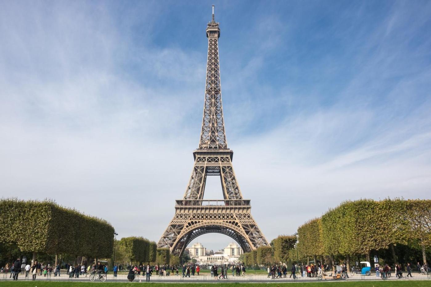 Chic Apartment With Superb View Of The Eiffel Tower Saint-Denis  Exterior foto
